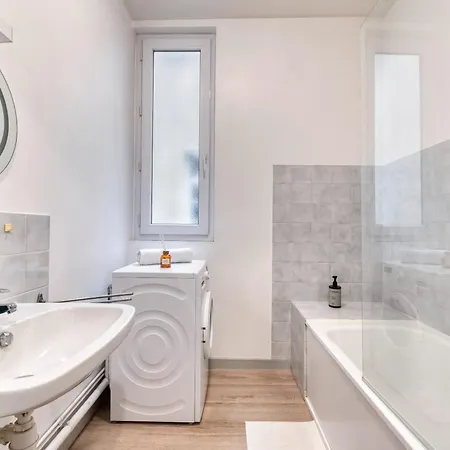L'onyx - Un Premium En Centre-ville, Gare Sncf A 5 Min, Wifi & Calme Apartmán Angers